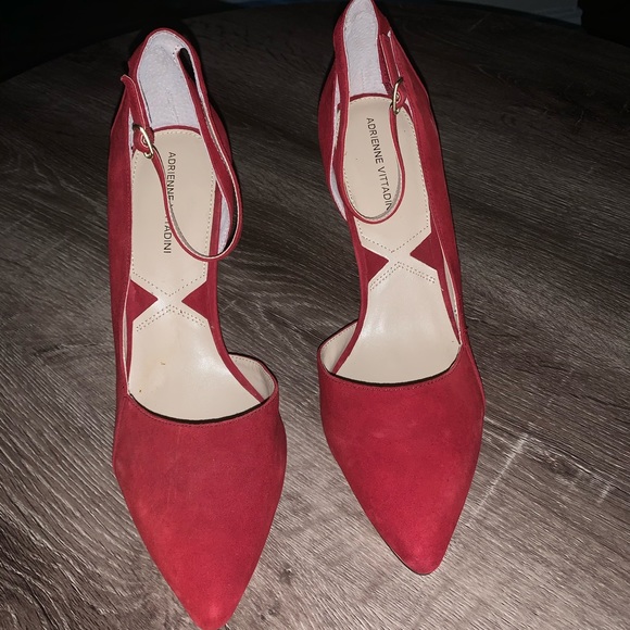 Ladies Pump - Picture 3 of 6